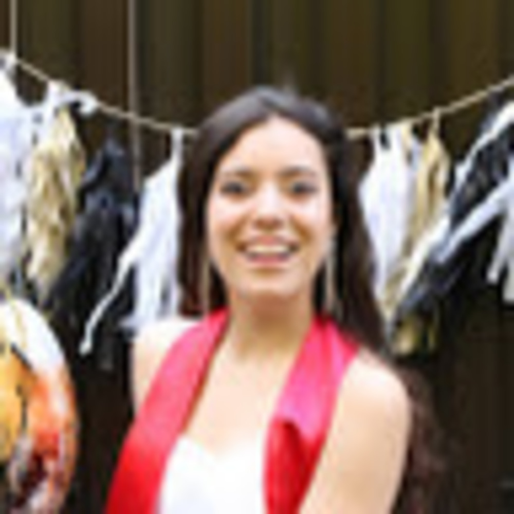 Meet your Posher, Paola